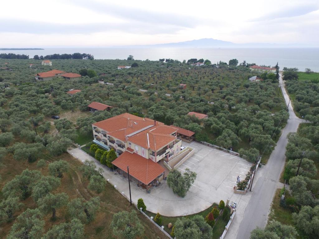 Iraklis Hotel — Hotel in Thassos