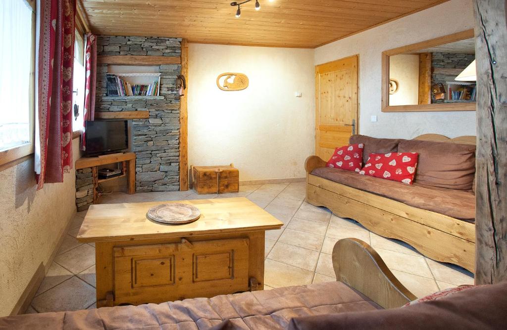 Chalet La Lauzette - Charme confort et équipement complet - Séjours toute l'année à Bessans - Nuitée ou semaine - 2