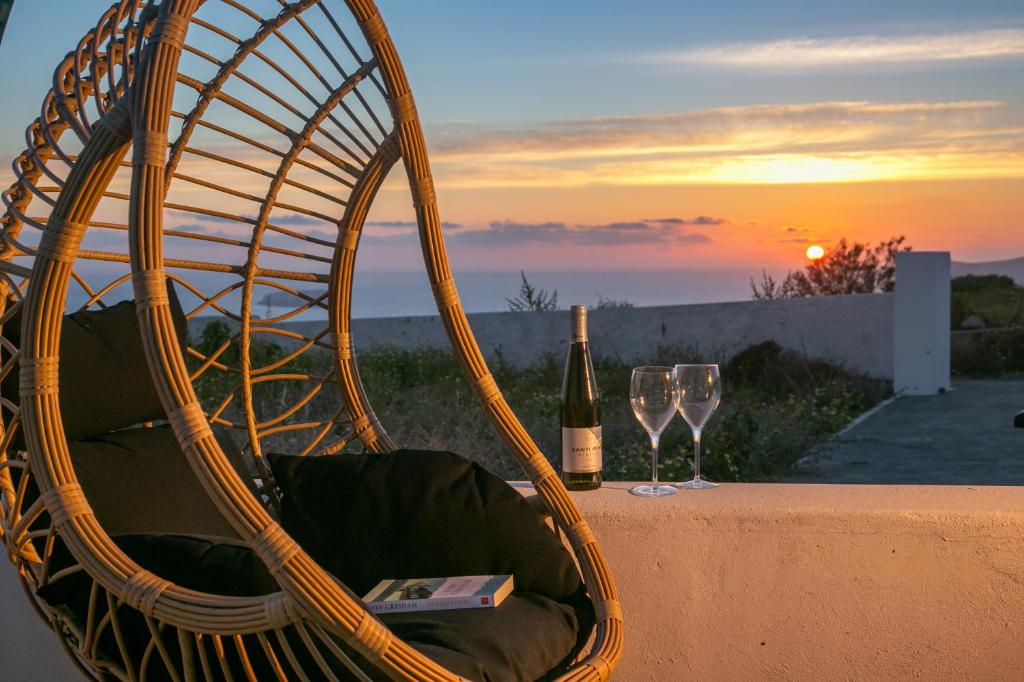 Caldera Sunset Villa photo