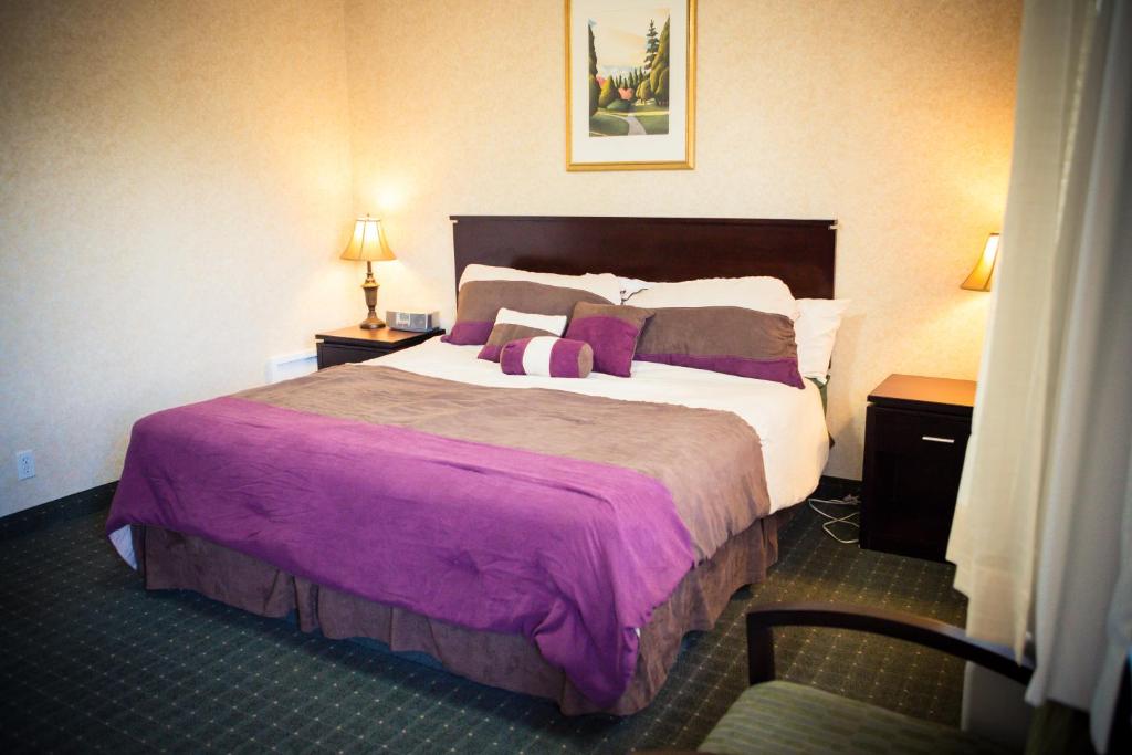 Langley Hwy Hotel photo