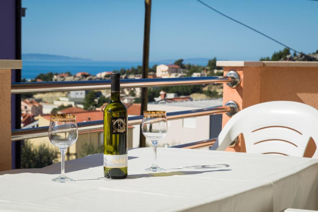 Apartment Dadić, Podstrana