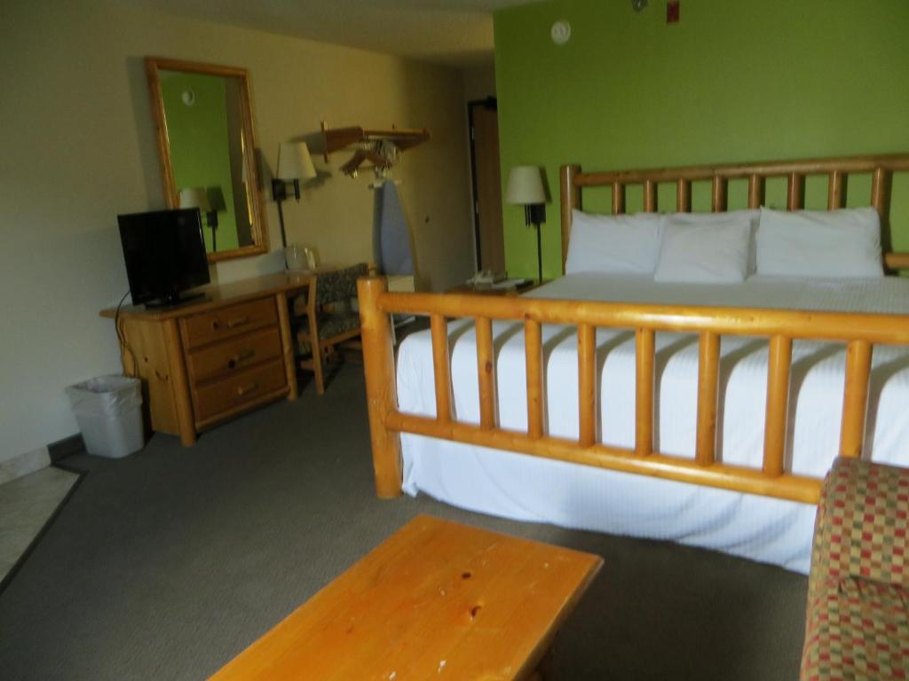 Super 8 By Wyndham Davenport Photo 29