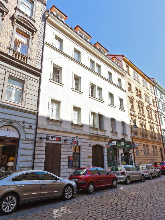 Lovely Prague Apartments - Truhlarska photo