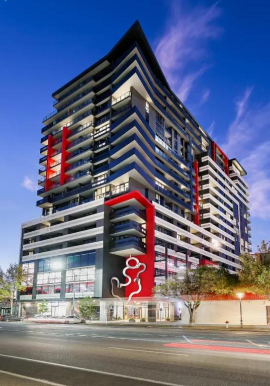 The Apartment Complex, Adelaide
