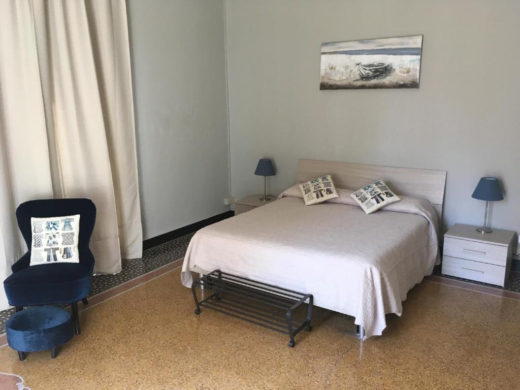 Check-Inn Rooms Genova Centro — Hotel in Genoa