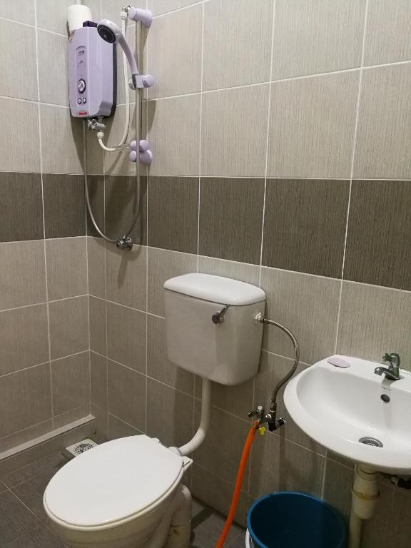 Address No 915, Lorong Uni Central 13, Taman Uni Central, Kuching Samarahan Expressway photo