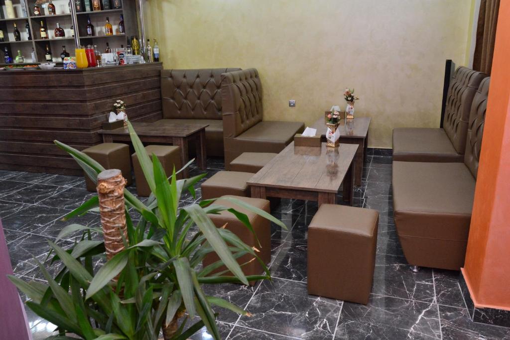 Pub/salon