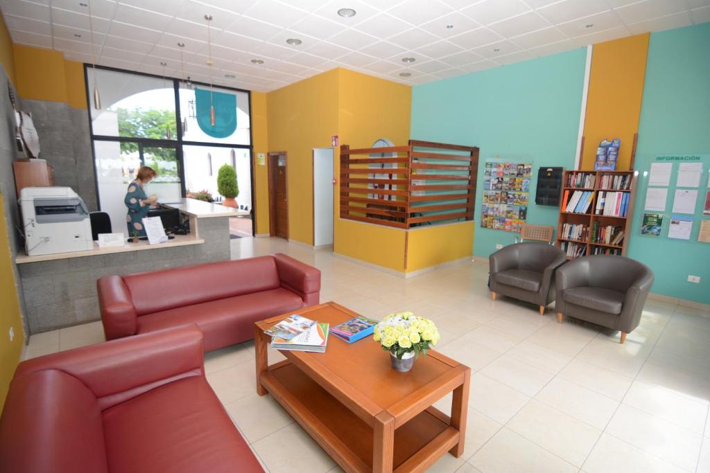 Parquemar — Hotel building in Playa del Ingles, Canary Islands