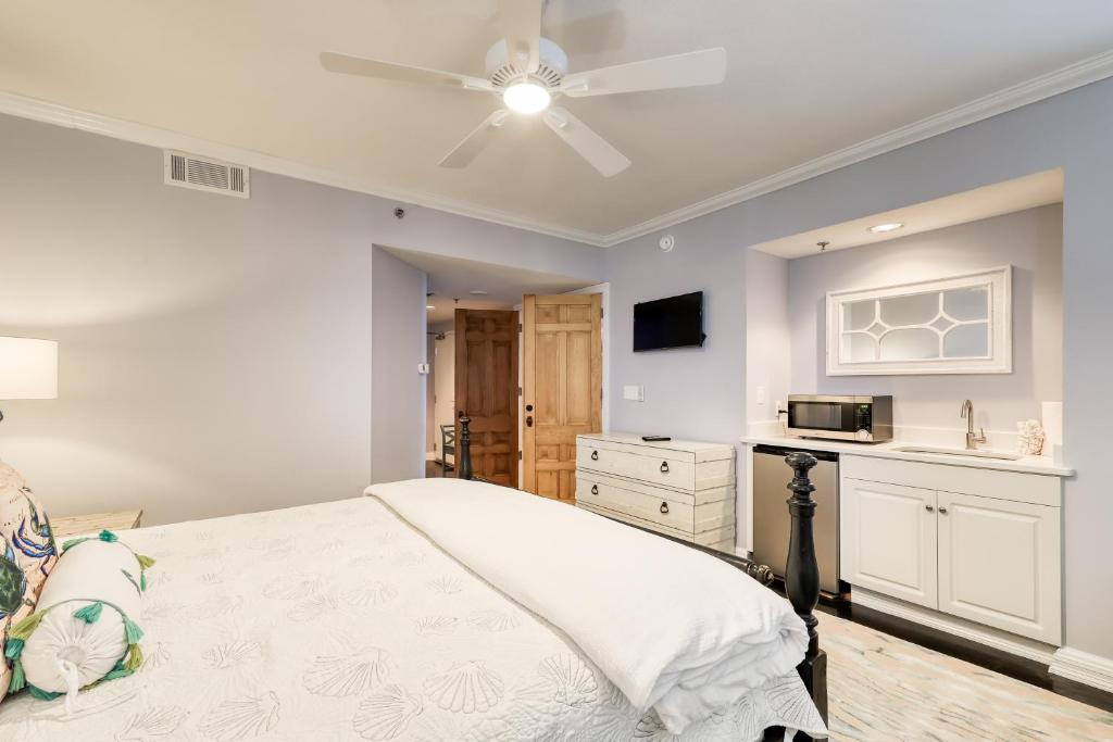 Three Bedroom Apartment