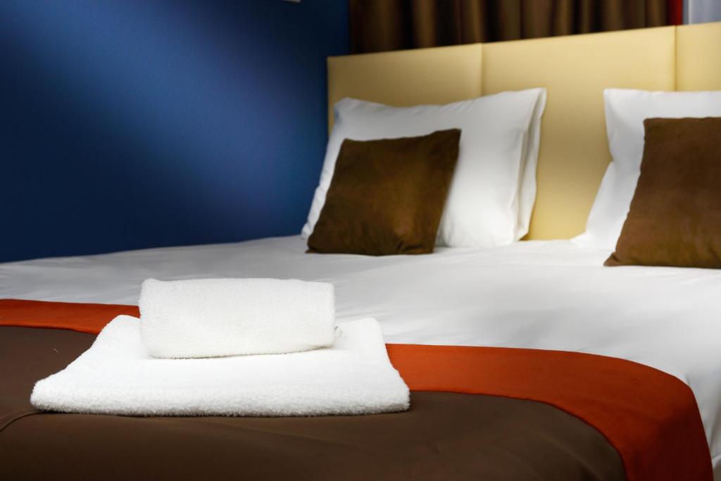 Hotel Orange Expo photo