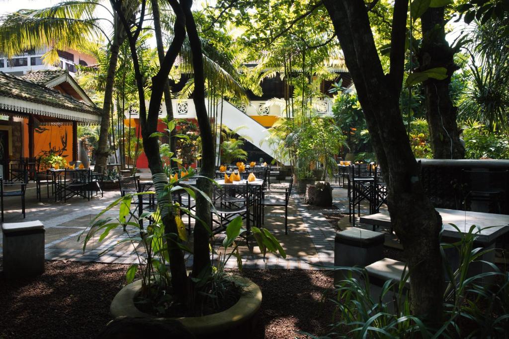 Restaurant, Amal Beach Hotel in Bentota