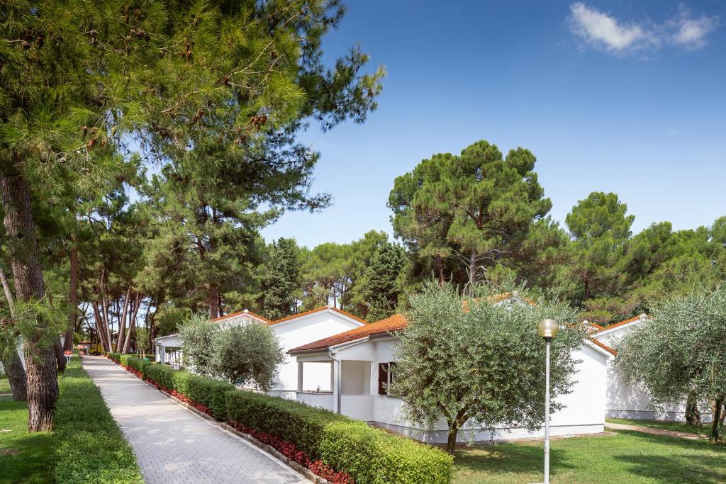 Apartments Galijot Plava Laguna — Hotel in Porec