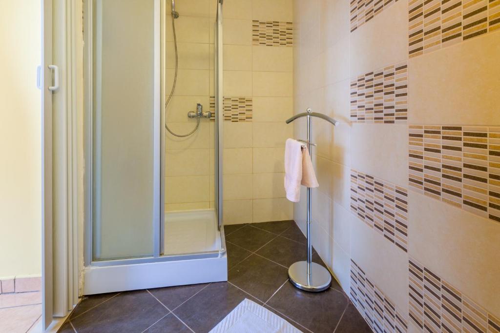 Apartmani Iris i Ana photo