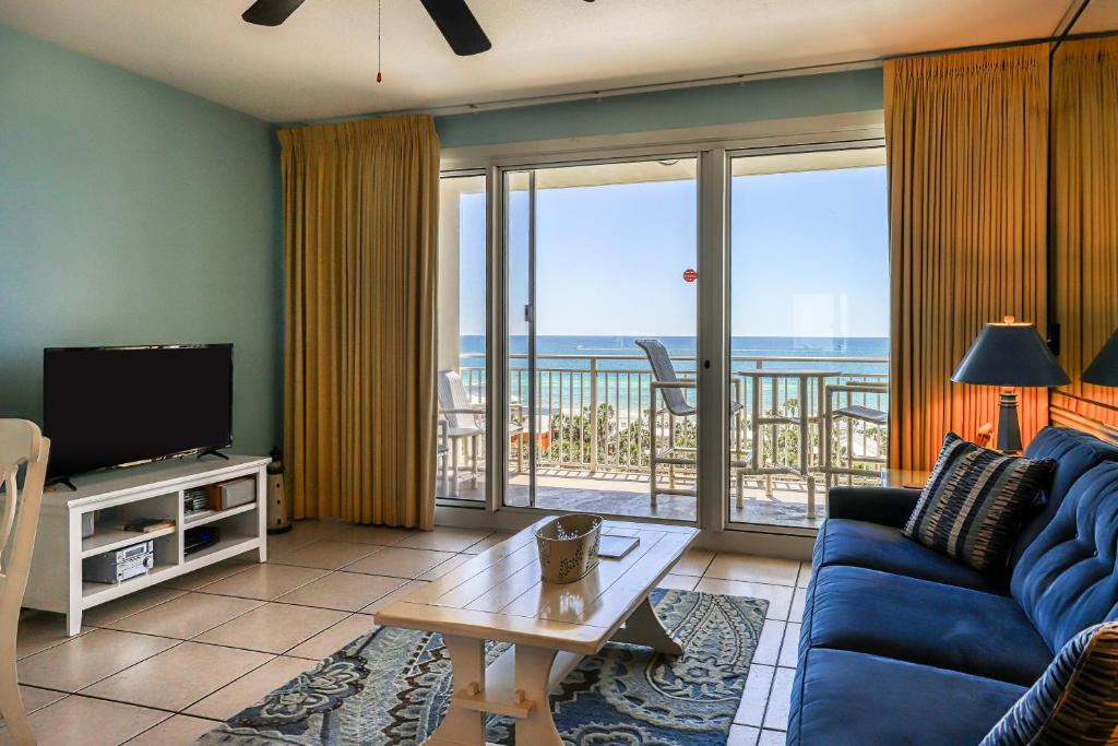 Two Bedroom Apartment 