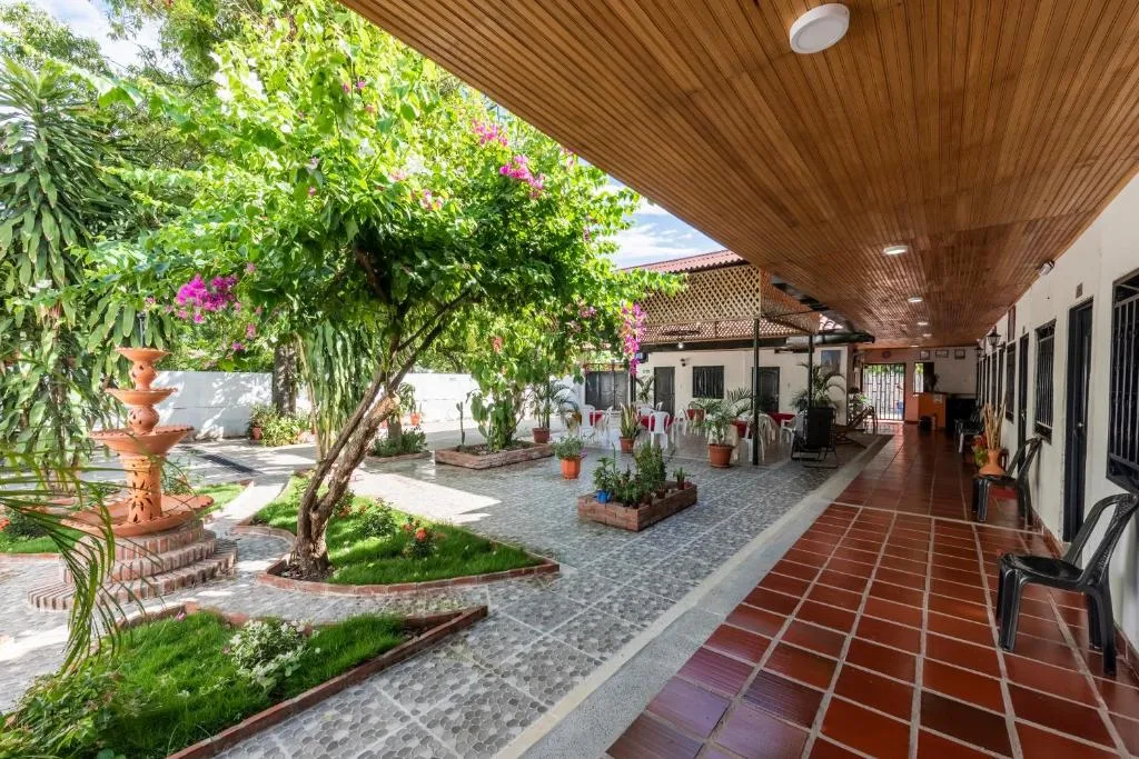 Hotel Colonial Villavieja，位于比利亚维哈的酒店