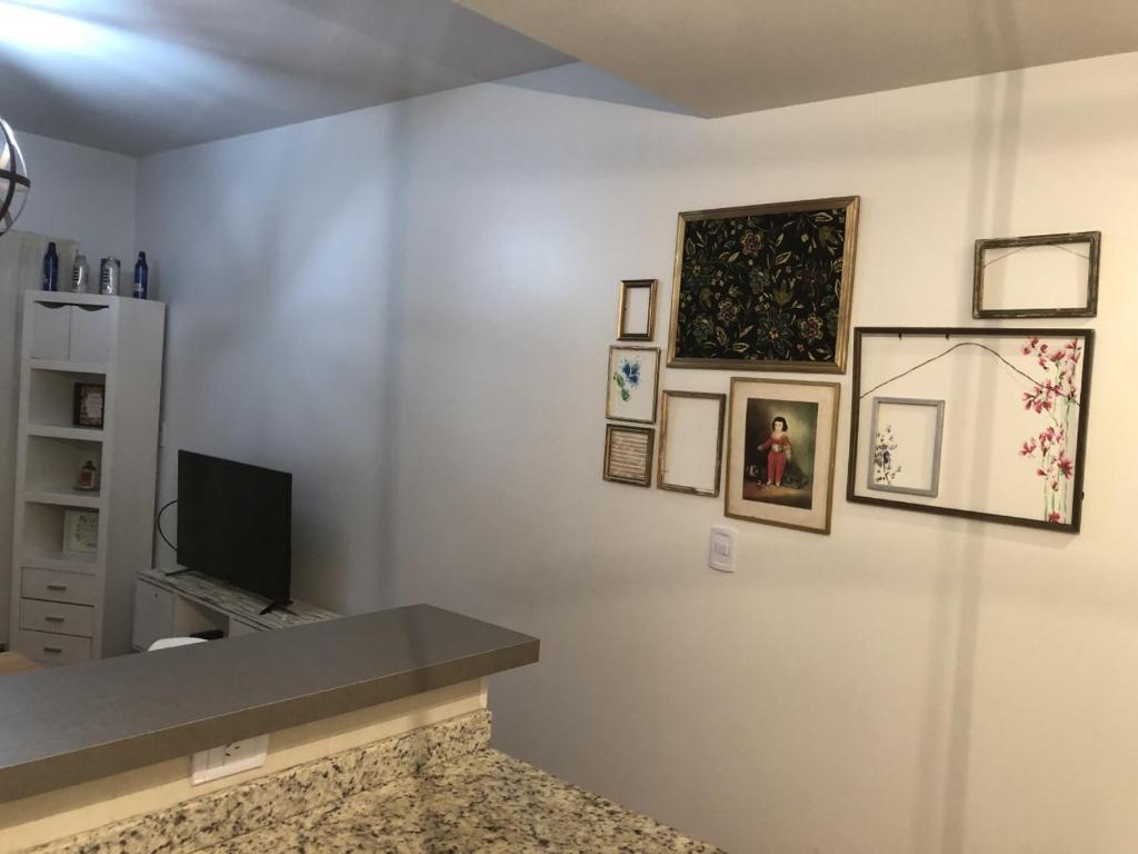 Front desk [24-hour]