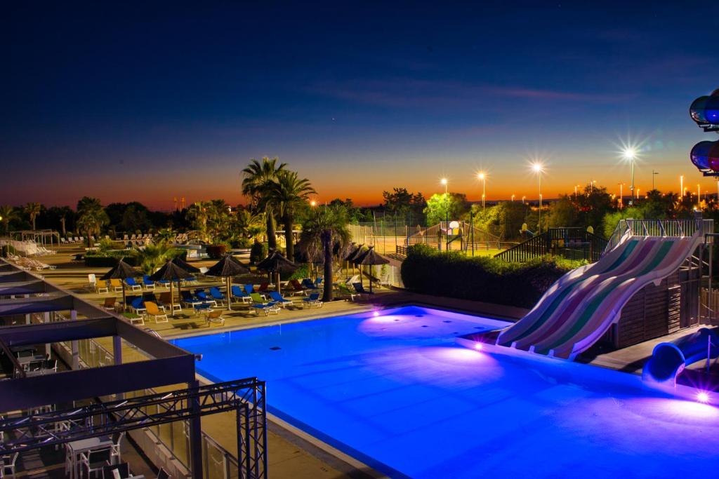 Camping Resort Les Champs Blancs - 5