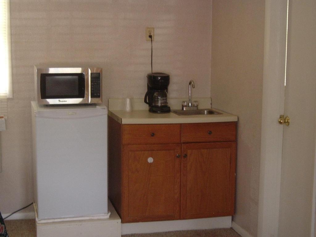 Facilities, Fels Three Crown Motel in Clarence (NY)