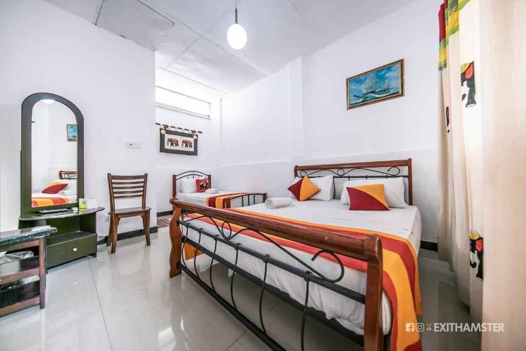 Superior Room: : Free pick up from Bus /Railway station & 1/2 day city tour