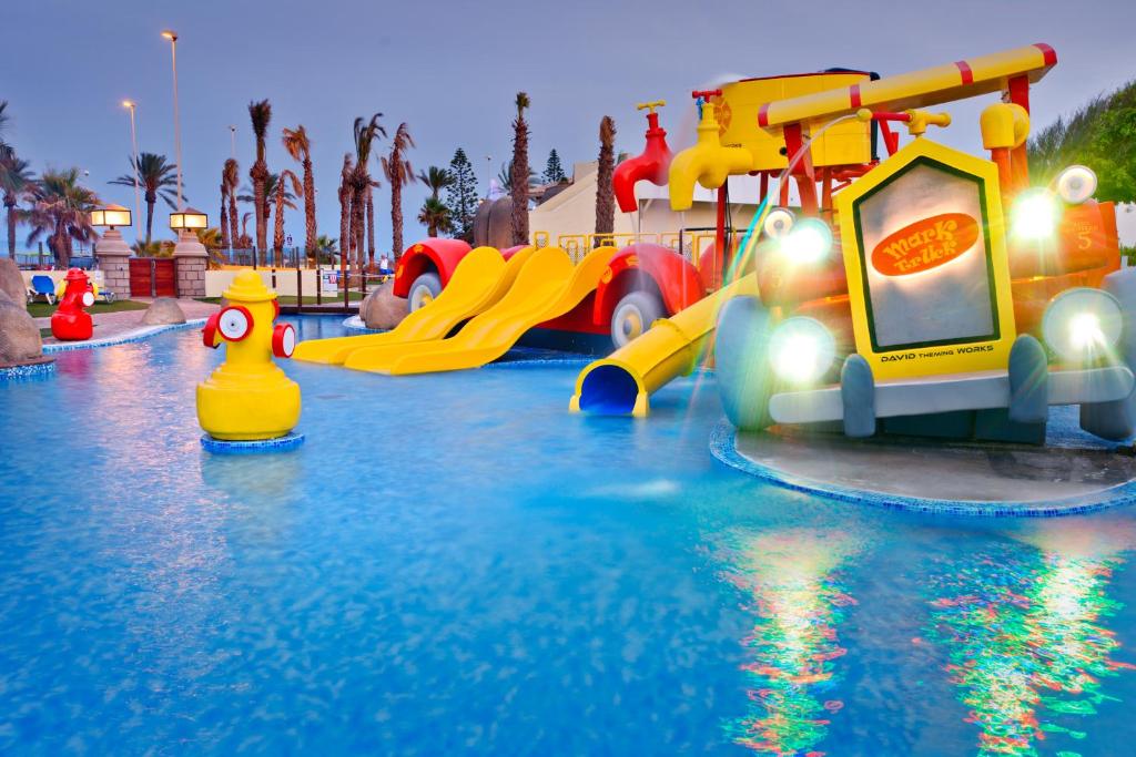 Mediterraneo Bay Hotel & Resort — Attractions for children in Roquetas de Mar, Andalusia
