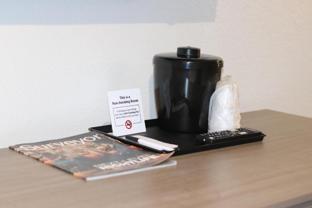 Arya Inn And Suites Photo 6