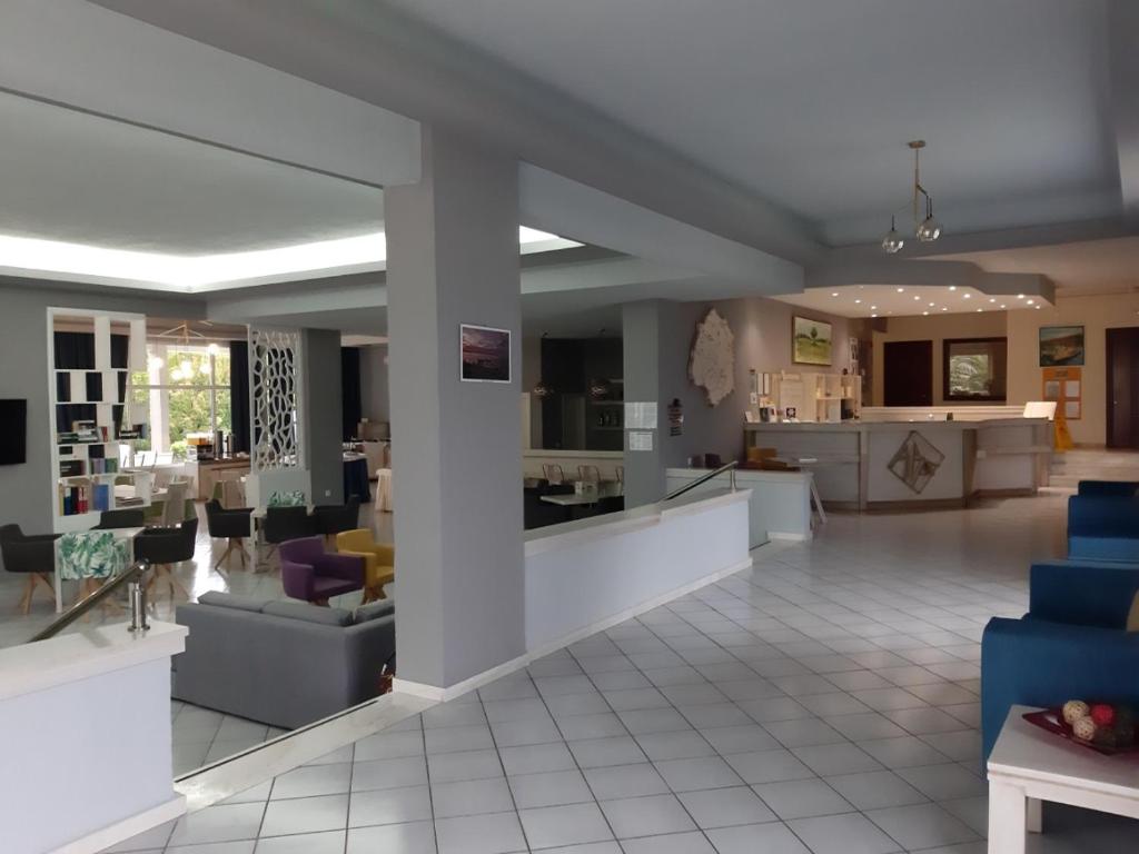 Hotel Aethria photo