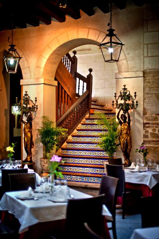 Hotel Condes de Castilla photo