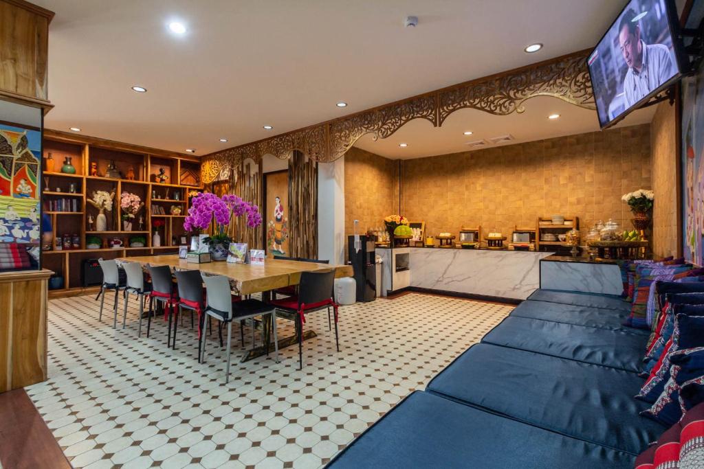 Anumat Premium Budget Hotel photo