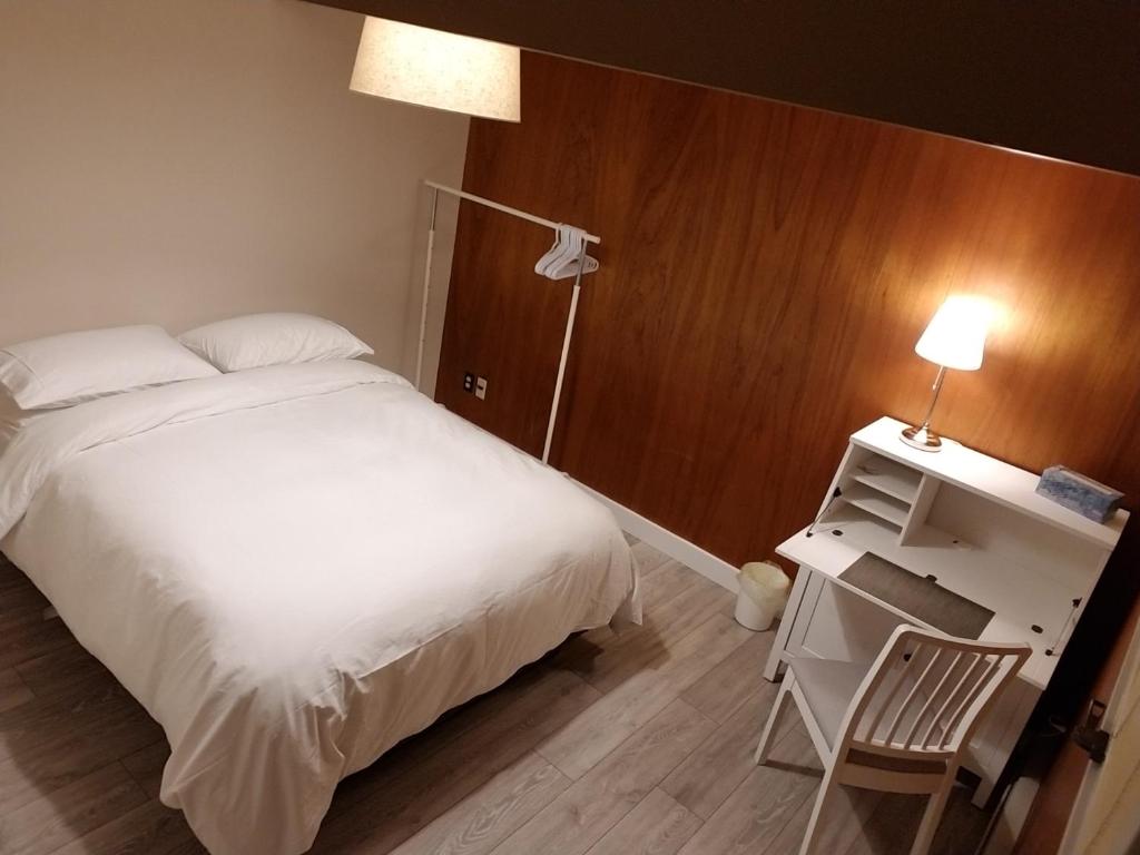 피너클 앳 더 피어 롱스데일 퀘이 야경