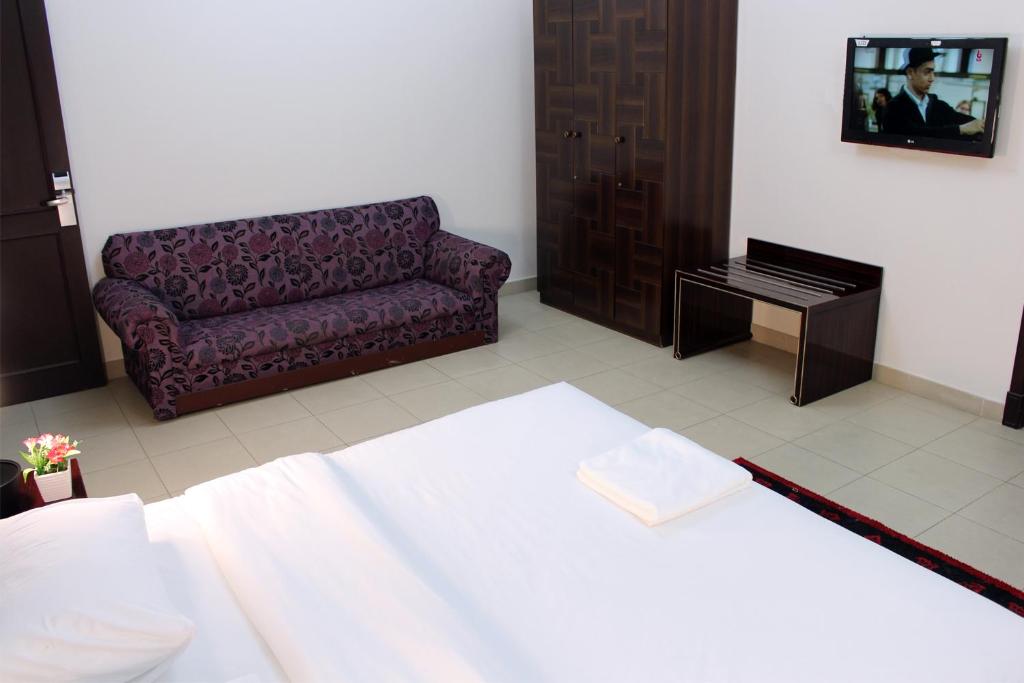 Sahara Hotel Apartment photo