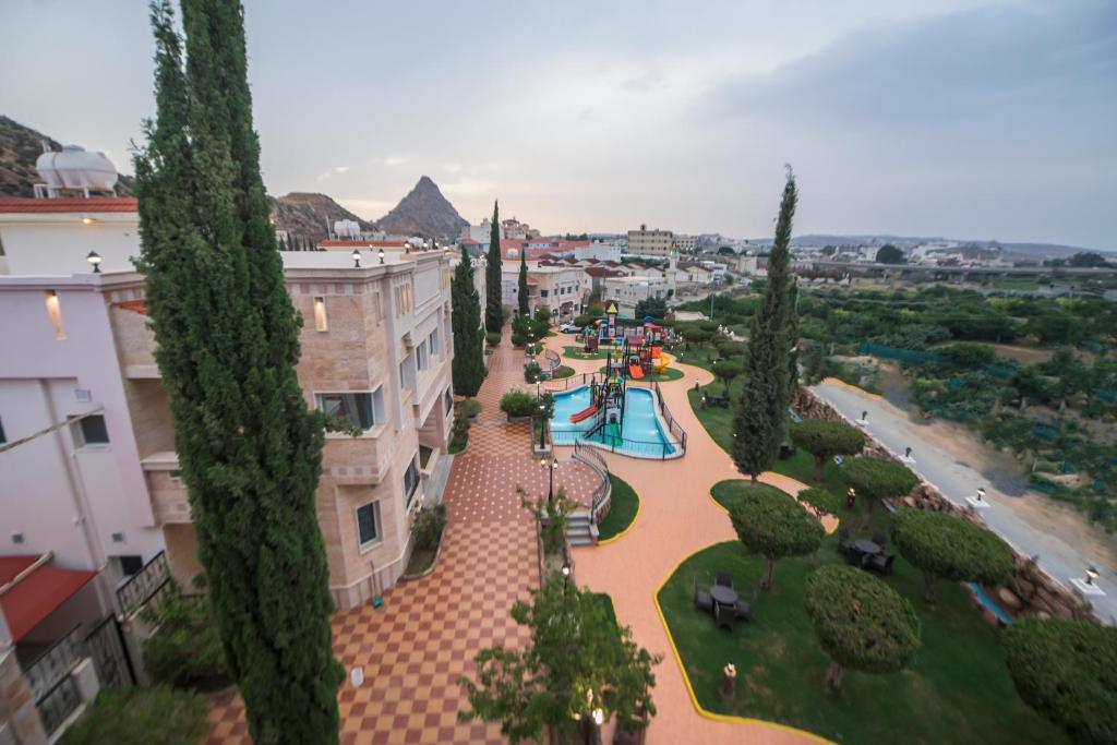 Lafontaine Durrat Al-Hada Suites photo