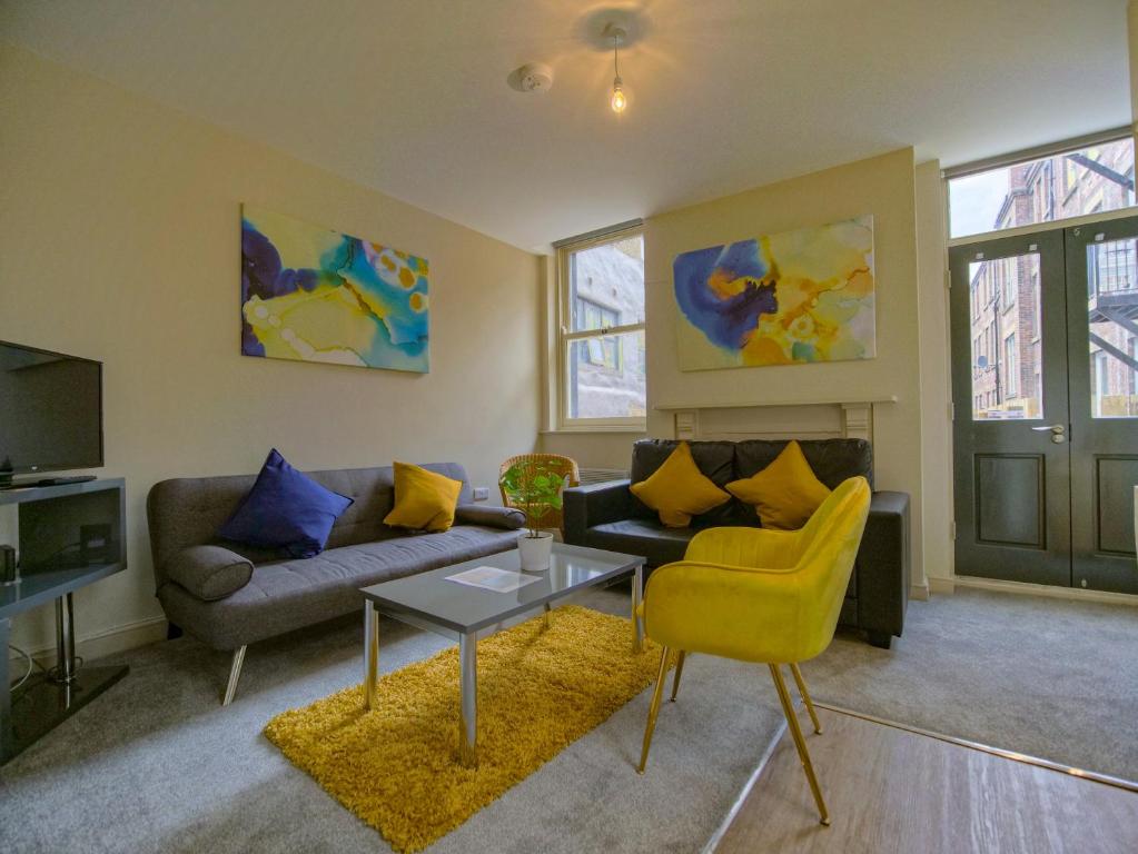 Spacesavers at Figtree Lane — Hotel in Sheffield