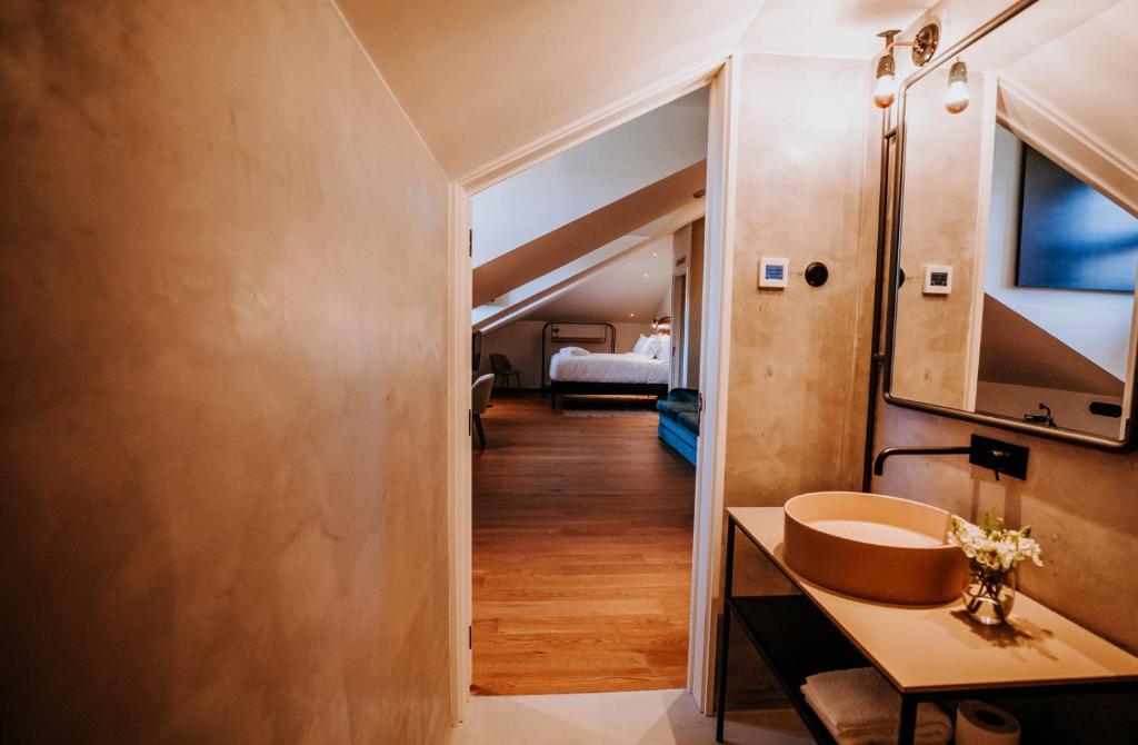 Exmo Hotel by Olivia photo