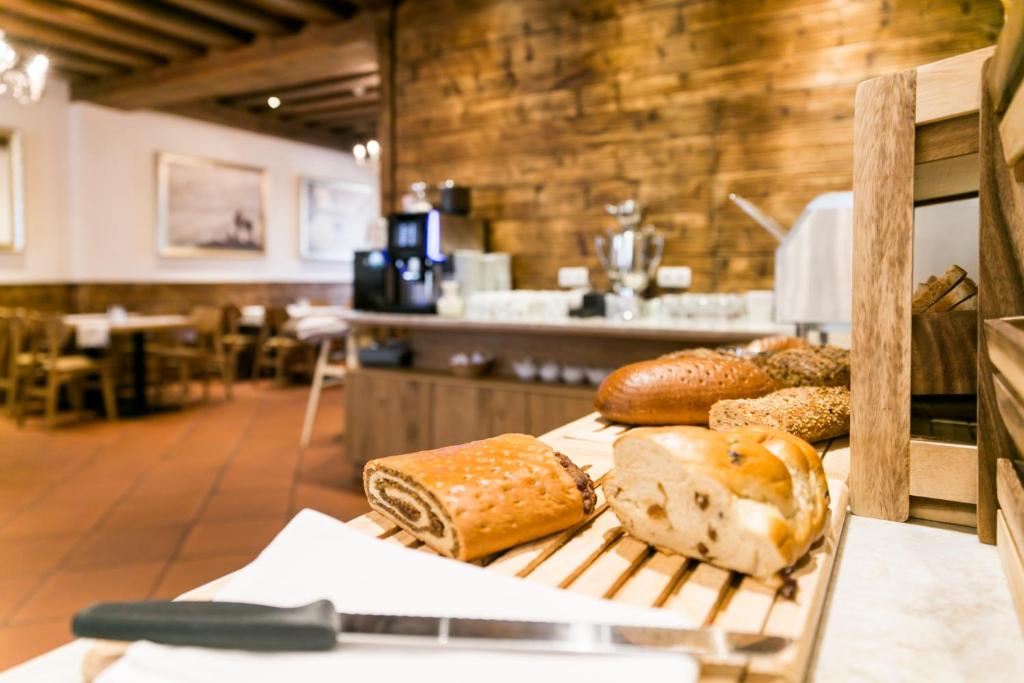 อาหารและเครื่องดื่ม