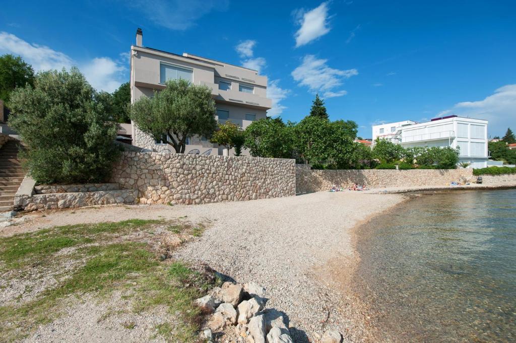 Maruna House photo