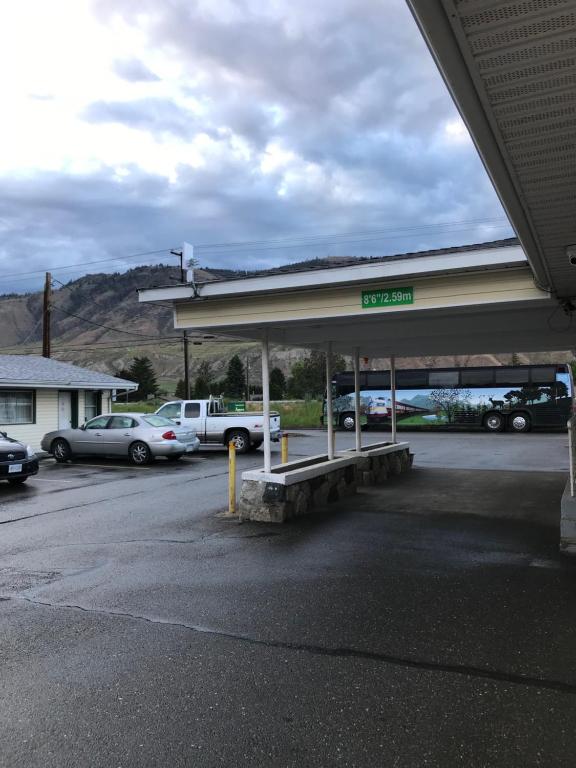 Trans Canada Motel photo
