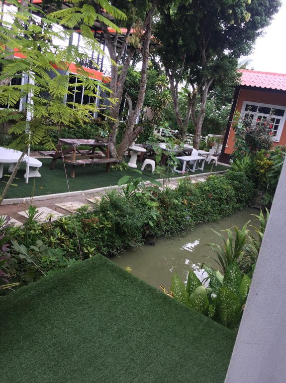 ミーパワ (Meephawa)