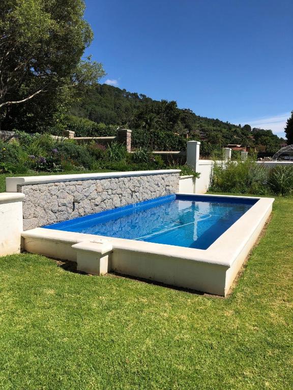 スイミングプール