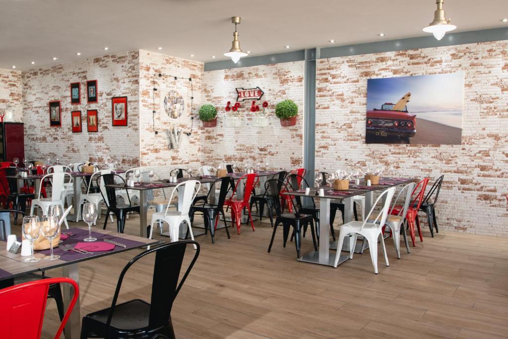 HL Rio Playa Blanca — Restaurant & bars in Playa Blanca, Canary Islands