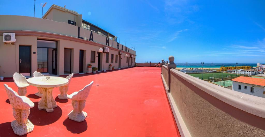 Hotel La Mirada - 4