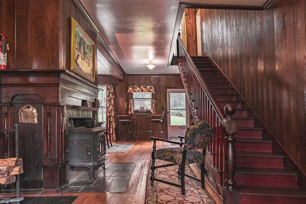 Black Mountain Inn photo