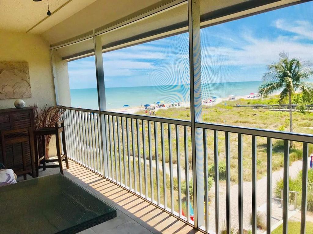 Sanibel Siesta On The Beach Unit 608 Condo Main image 1