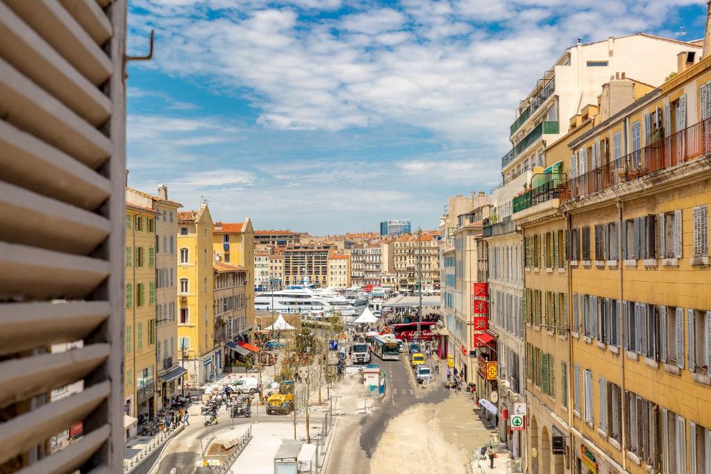 Breteuil – Appart au Vieux Port photo