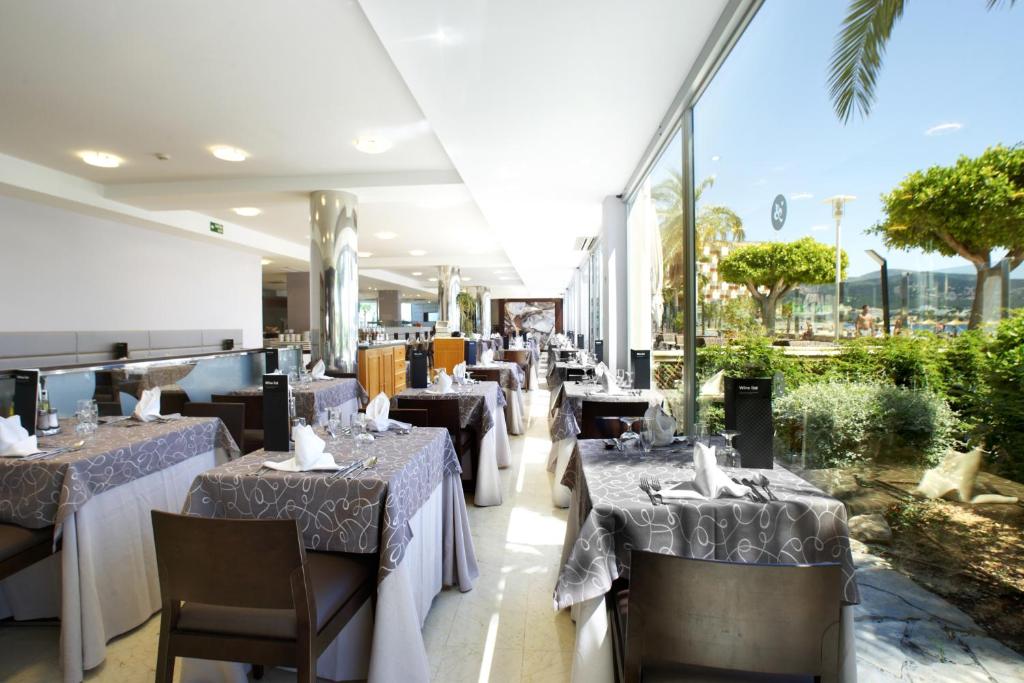 Son Matias Beach - Adults Only — Restauracje i bary in Palmanova, Baleary
