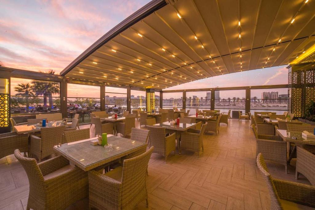 ゴールデン チューリップ アル コバール スイーツ (Golden Tulip Al Khobar Suites) レストラン