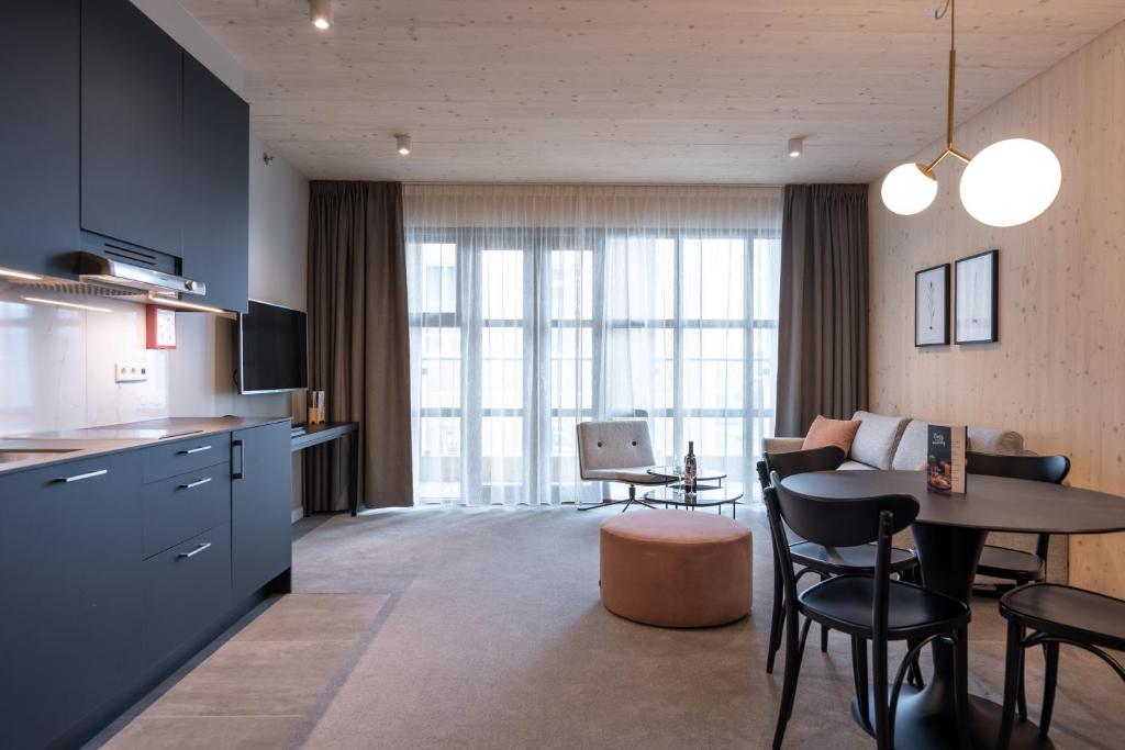 Kitchen, Reykjavik Residence Apartment Hotel in Reykjavik