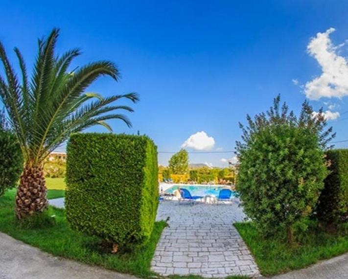 Derekas studios & apartments photo