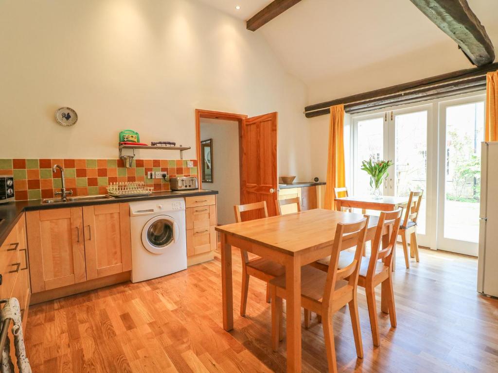 Forge Cottage, Gainsborough photo 5