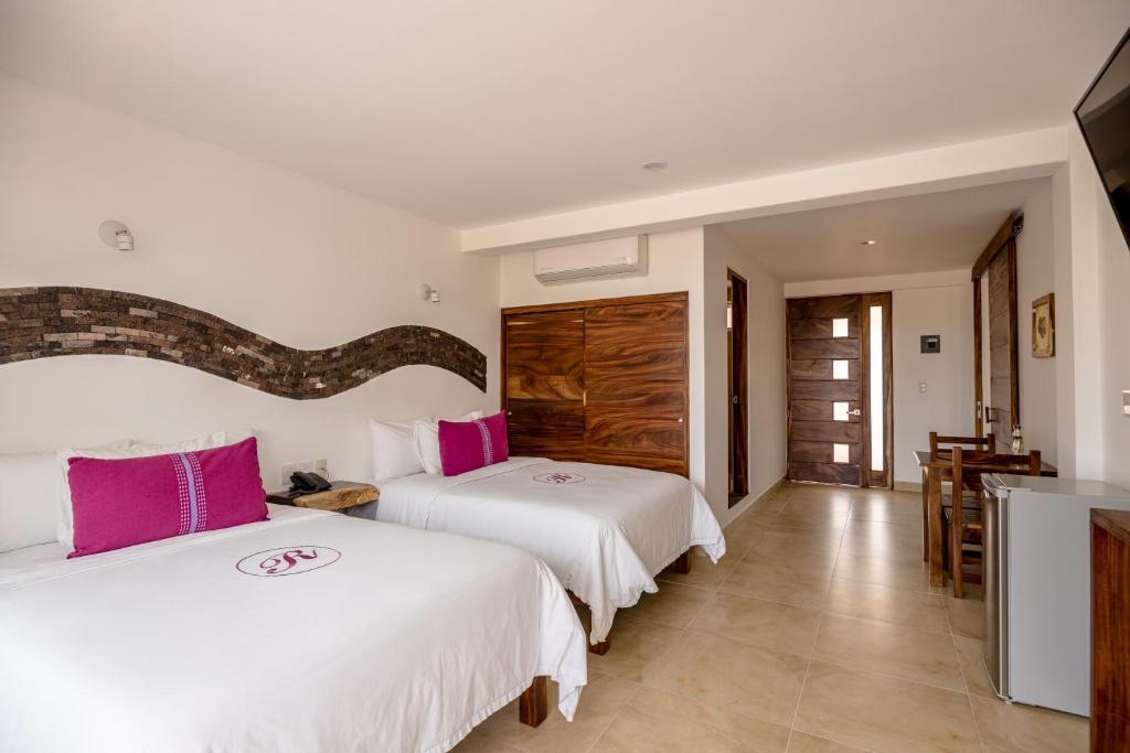 Hotel Rockaway Photo 13