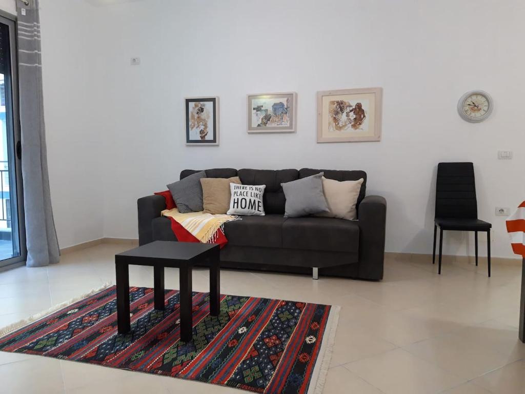 Artist s Apartment photo